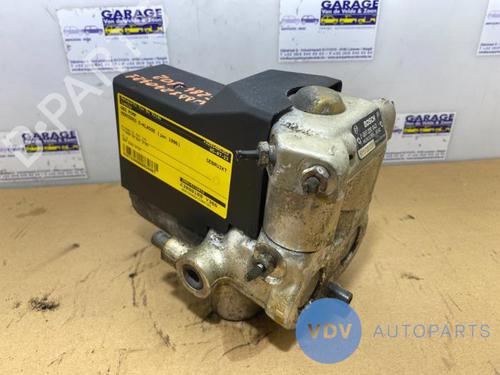 Used ABS pump MERCEDES-BENZ E-CLASS Coupe (C124) E 220 (124.042) (150 hp) 25951685