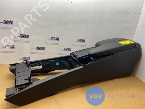 Used Middle console MERCEDES-BENZ C-CLASS (W204) C 200 CDI (204.001) (136 hp) 25944835