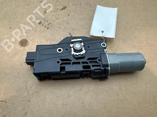 sunroof-engine-mercedes-benz-s-class-v223-2020-38835966 main image