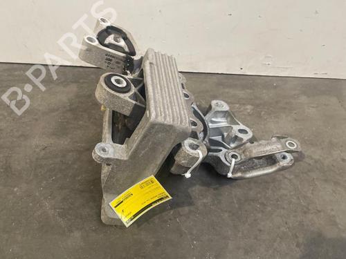 Used Engine mount Engine mount 38824679 38824679