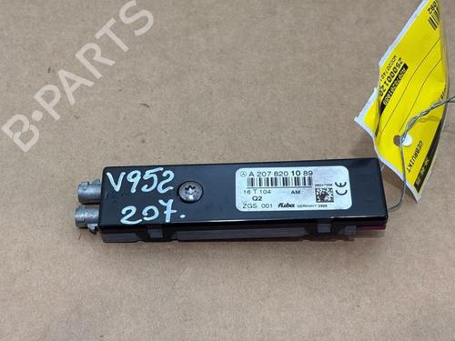 antennebase-mercedes-benz-e-class-convertible-a207-2010-2011-2012-2013-2014-2015-2016-38827831 main image