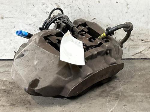 Used Right front brake caliper Right front brake caliper 39082757 39082757