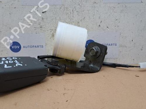 seat-buckle-mercedes-benz-x-class-470-2017-2018-2019-2020-38836797 main image
