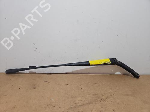 Used Front windshield wiper arm Front windshield wiper arm 38825864 38825864