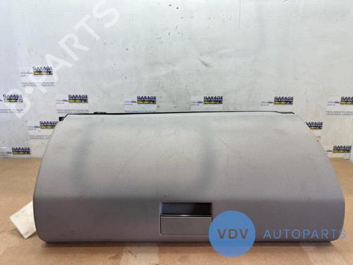 Handskerum MERCEDES-BENZ B-CLASS Sports Tourer (W245) B 200 (245.233) (136 hp) 25955615