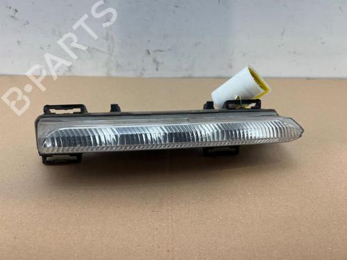 Used Right front fog light Right front fog light 38824876 38824876