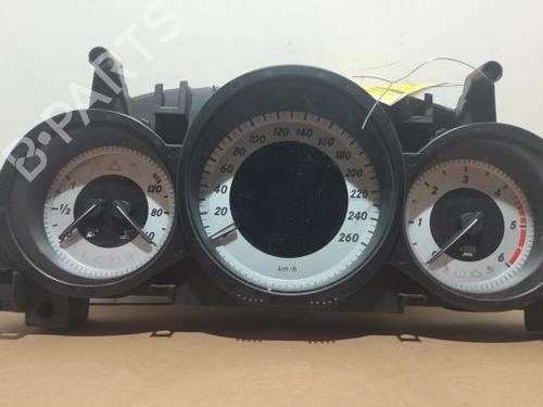 Used Instrument cluster Instrument cluster RELIANT SCIMITAR Roadster 1300 (69 hp) 40289424 40289424