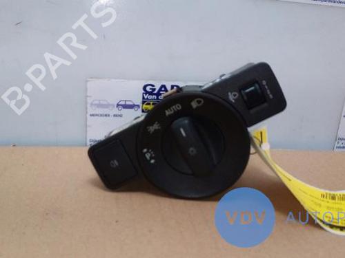 Used Headlight switch MERCEDES-BENZ B-CLASS Sports Tourer (W246, W242) B 180 CDI (246.200) (109 hp) 25943961
