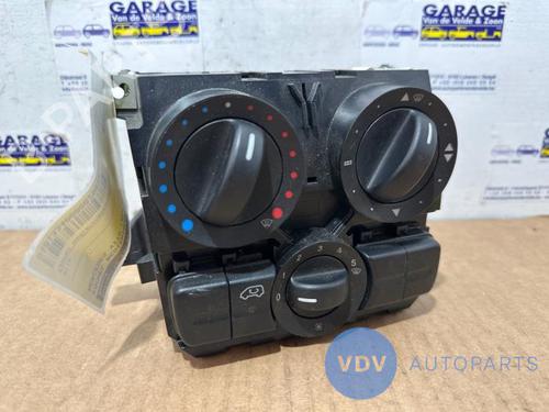 Used Climate control MERCEDES-BENZ VITO / MIXTO Van (W639) 110 CDI (639.601, 639.603, 639.605) (95 hp) 25948678