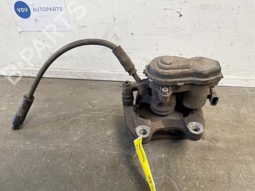 Used Right rear brake caliper Right rear brake caliper MERCEDES-BENZ GLA-CLASS (X156) GLA 220 CDI 4-matic (156.905) (170 hp) 38837841 38837841