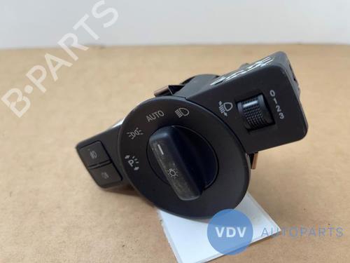 Used Headlight switch MERCEDES-BENZ VITO Tourer (W447) 114 CDI (447.701, 447.703, 447.705) (136 hp) 26384047