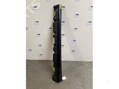 Used Left sideskirt Left sideskirt 38842283 38842283
