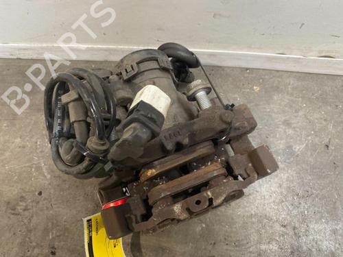 Used Right rear brake caliper Right rear brake caliper MERCEDES-BENZ C-CLASS (W205) C 220 BlueTEC / d (205.002, 205.004) (170 hp) 38847691 38847691