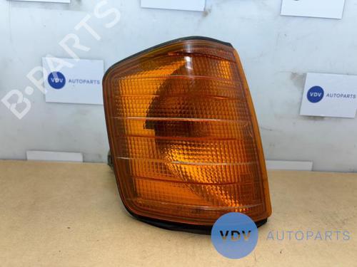 Used Right front indicator MERCEDES-BENZ S-CLASS (W126) 300 SE, SEL (126.024, 126.025) (188 hp) 25954399