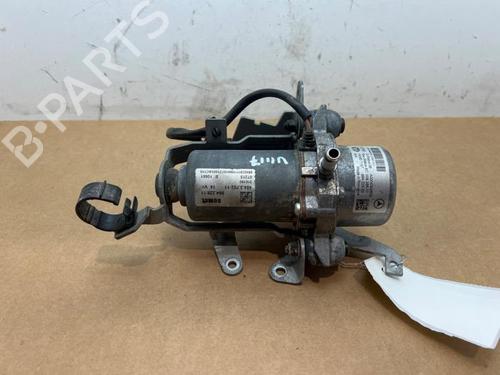abs-pump-mercedes-benz-e-class-w212-2009-2010-2011-2012-2013-2014-2015-2016-38819743 main image