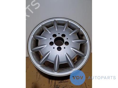 Used Rim MERCEDES-BENZ E-CLASS (W210) E 220 CDI (210.006) (125 hp) 25971444