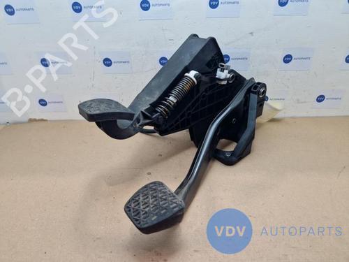 Used Break pedal MERCEDES-BENZ C-CLASS (W205) C 180 BlueTEC / d (205.036) (116 hp) 25962583