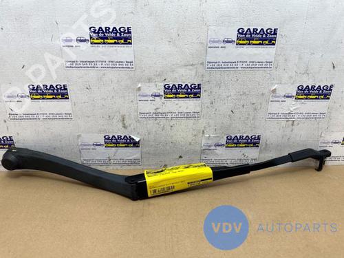 Used Front windshield wiper arm MERCEDES-BENZ E-CLASS (W212) E 200 CDI / BlueTEC (212.005, 212.006) (136 hp) 25954622