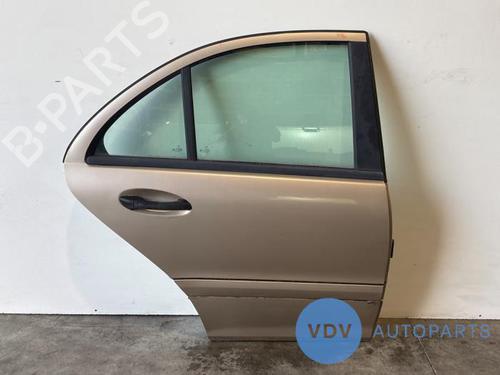 Used Right rear door MERCEDES-BENZ C-CLASS (W203) C 180 Kompressor (203.046) (143 hp) 27461047