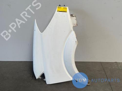 Used Right front fenders MERCEDES-BENZ SPRINTER 3,5-t Platform/Chassis (B906) 313 CDI 4x4 (906.131, 906.133, 906.135, 906.231, 906.233... (129 hp) 26924262