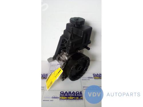 Used Steering pump MERCEDES-BENZ C-CLASS (W204) C 180 CDI (204.000) (120 hp) 25943745
