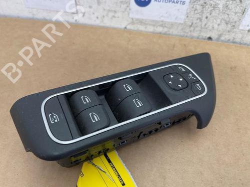 switch-mercedes-benz-a-class-saloon-v177-2018-38829353 main image