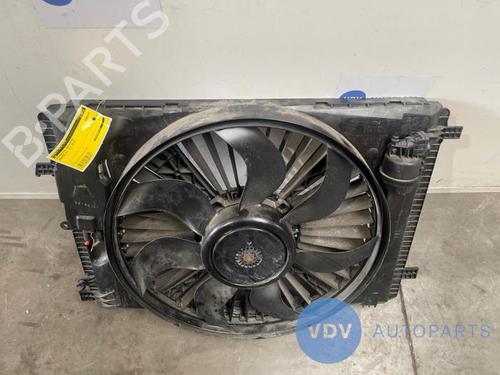 Used Radiator fan MERCEDES-BENZ SLK (R172) 250 CDI / d (172.403) (204 hp) 25964023
