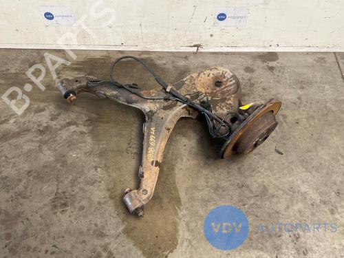 Used Left rear steering knuckle MERCEDES-BENZ VITO / MIXTO Van (W639) 111 CDI (639.601, 639.603) (116 hp) 26216866