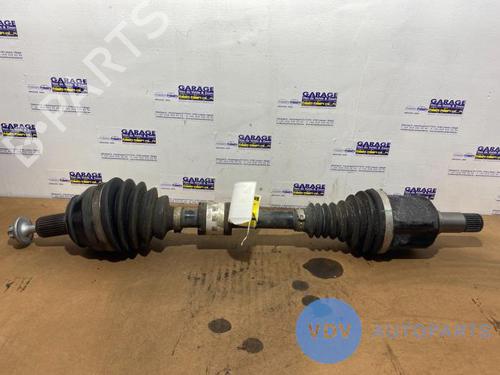 Used Left front driveshaft MERCEDES-BENZ CLA (C118) CLA 180 d (118.303) (116 hp) 25945192