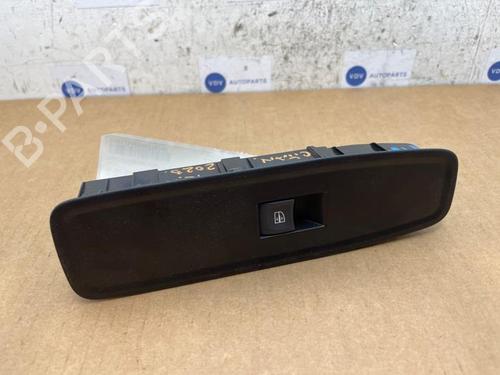 Used Switch Switch MERCEDES-BENZ T-CLASS MPV (W420) T 180 CDI (420.833) (116 hp) 38832877 38832877