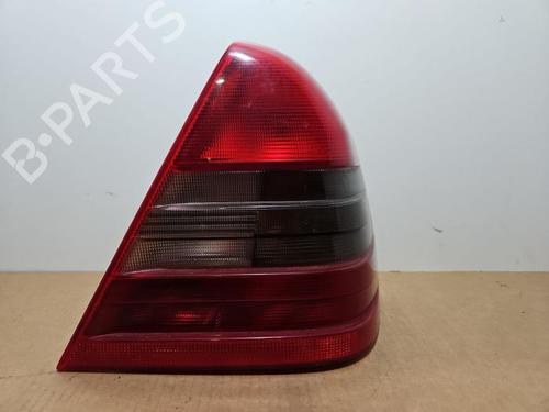 Used Right taillight Right taillight MERCEDES-BENZ C-CLASS (W202) C 220 D (202.121) (95 hp) 38828597 38828597