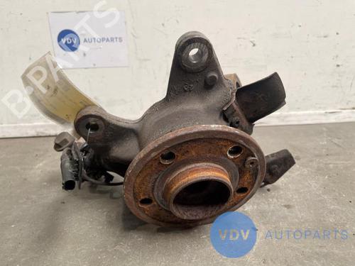 Used Left front steering knuckle MERCEDES-BENZ VITO Van (W447) 116 CDI (447.601, 447.603, 447.605) (163 hp) 25958467