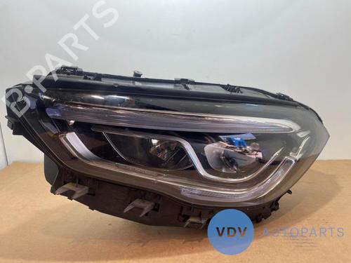 Venstre forlygte MERCEDES-BENZ GLA (H247) GLA 250 e (247.786) (218 hp) 26669640
