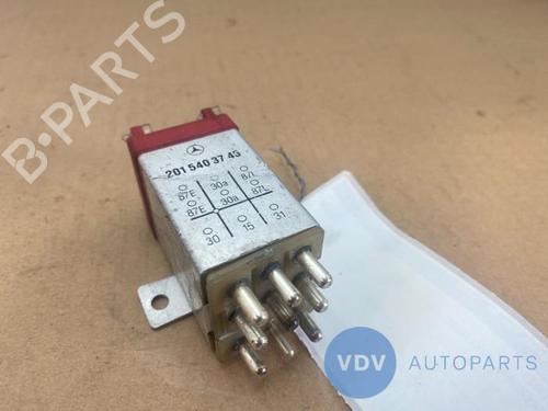 Used Electronic sensor MERCEDES-BENZ 190 (W201) 2.0 (201.023) (102 hp) 25962155