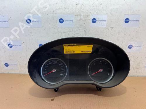 instrument-cluster-mercedes-benz-x-class-470-2017-2018-2019-2020-38829448 main image