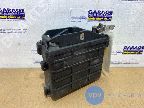 Øvrige Styrinhsenheder MERCEDES-BENZ 124 Saloon (W124) 230 E Cat (124.023) (132 hp) 25946891
