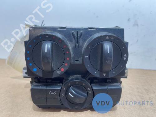 Used Climate control MERCEDES-BENZ VITO / MIXTO Van (W639) 110 CDI (639.601, 639.603, 639.605) (95 hp) 26898814
