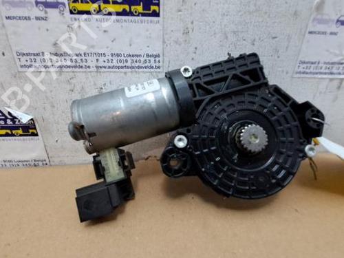 Used Sunroof engine Sunroof engine MERCEDES-BENZ A-CLASS (W176) A 180 (176.042) (122 hp) 38845382 38845382