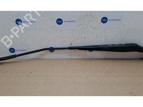 Used Front windshield wiper arm Front windshield wiper arm 38838562 38838562