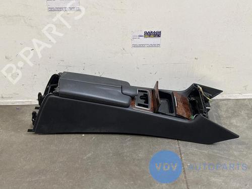 Used Middle console MERCEDES-BENZ CLS (C218) CLS 350 CDI / d (218.323) (265 hp) 25958102