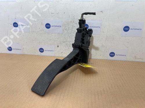 Used Pedal Pedal MERCEDES-BENZ B-CLASS Sports Tourer (W247) B 220 d (247.014) (190 hp) 38838626 38838626