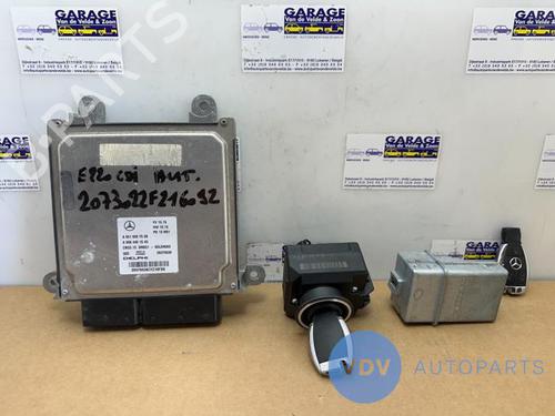 Used Control unit MERCEDES-BENZ E-CLASS Coupe (C207) E 220 CDI (207.302) (163 hp) 25948054