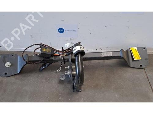 tow-ballmechanism-mercedes-benz-cla-shooting-brake-x118-2019-38839689 main image