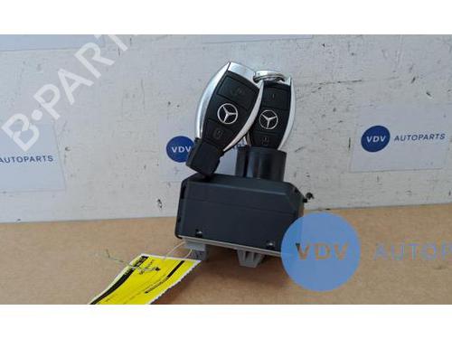 Used Ignition barrel MERCEDES-BENZ A-CLASS (W176) A 180 CDI / d (176.012) (109 hp) 25962818