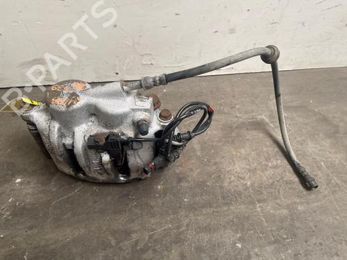 Used Right front brake caliper Right front brake caliper 38825805 38825805