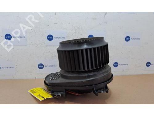 Used Heater blower motor Heater blower motor MERCEDES-BENZ GLA-CLASS (X156) GLA 220 CDI 4-matic (156.905) (170 hp) 38837864 38837864