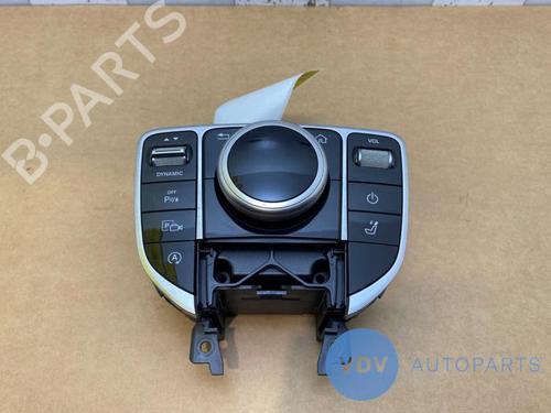 Used Display monitor MERCEDES-BENZ E-CLASS All-Terrain (S213) E 350 d 4-matic (213.237) (258 hp) 25958851