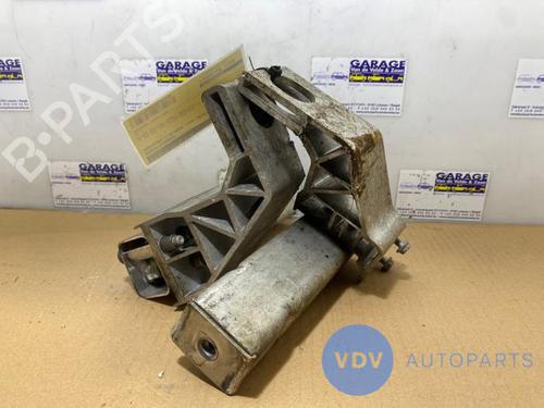Crossmember MERCEDES-BENZ C-CLASS (W205) C 250 BlueTEC / d (205.008, 205.006) | BP25953659C162 