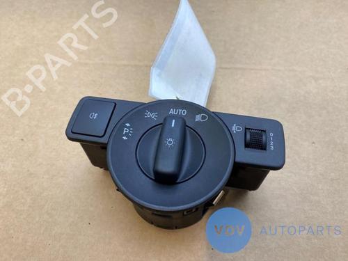 Used Headlight switch MERCEDES-BENZ A-CLASS (W176) A 160 CDI / d (176.011) (90 hp) 25956560