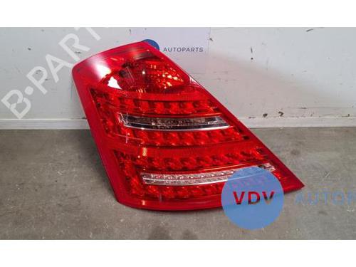 Used Left taillight MERCEDES-BENZ S-CLASS (W221, V221) S 320 CDI 4-matic (221.080, 221.180) (211 hp) 25972239